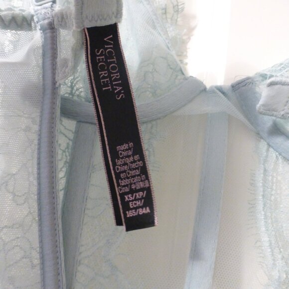 VICTORIA'S SECRET mint green unlined bustier top with sparkly straps - Picture 8 of 11